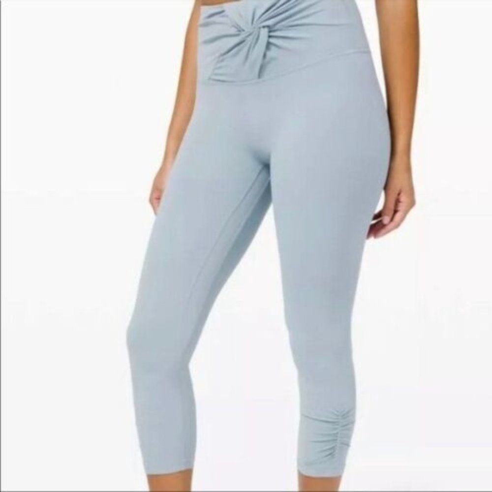 Lululemon Align Like New Twist Waist High Rise 23" Leggings Chambray Size 8